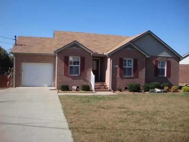 Property Photo: 1209 Bolton Drive 1209 TN 37167