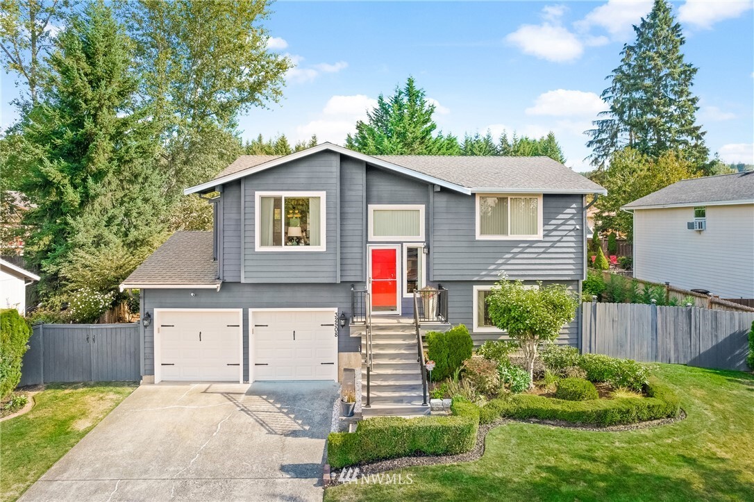 Property Photo: 32508 Newcastle Drive WA 98010