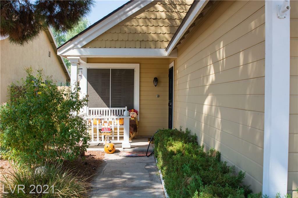 Property Photo:  1583 Teardrop Street  NV 89142 