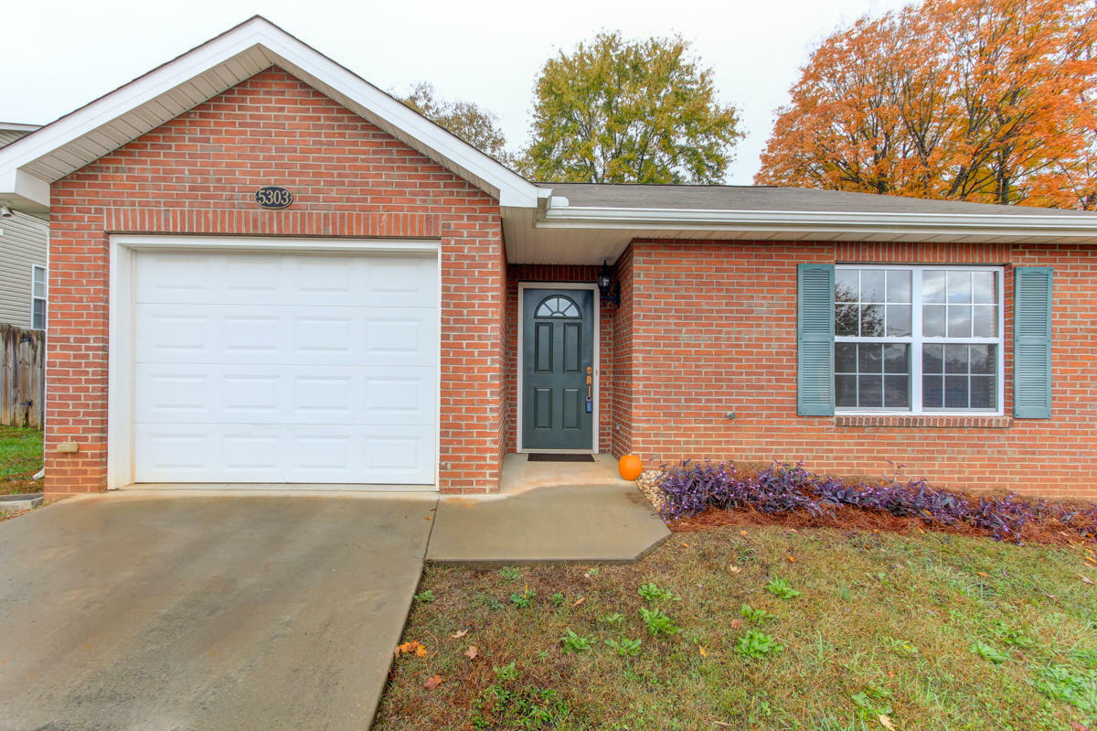 Property Photo:  5303 Blue Star Drive  TN 37914 