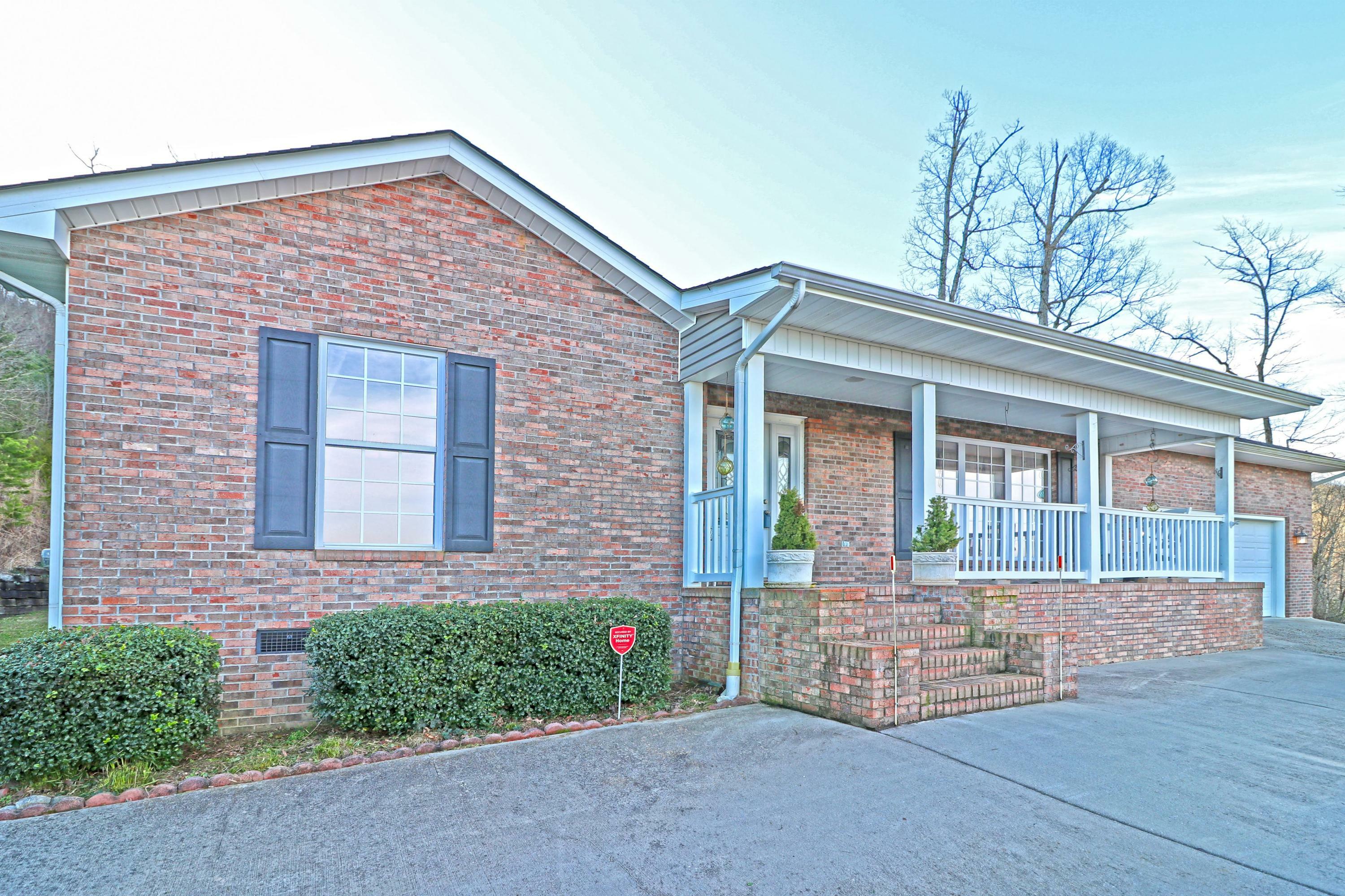 Property Photo: 8116 Chestnut Hill Lane TN 37924