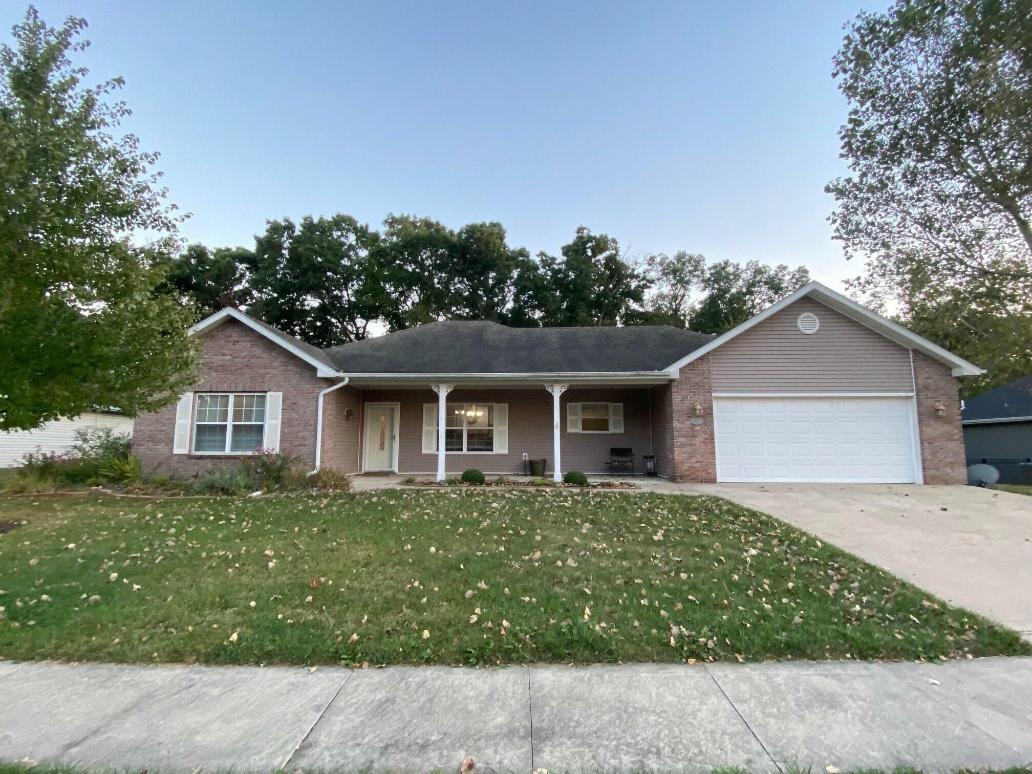 Property Photo:  4800 Maple Leaf Dr  MO 65201 