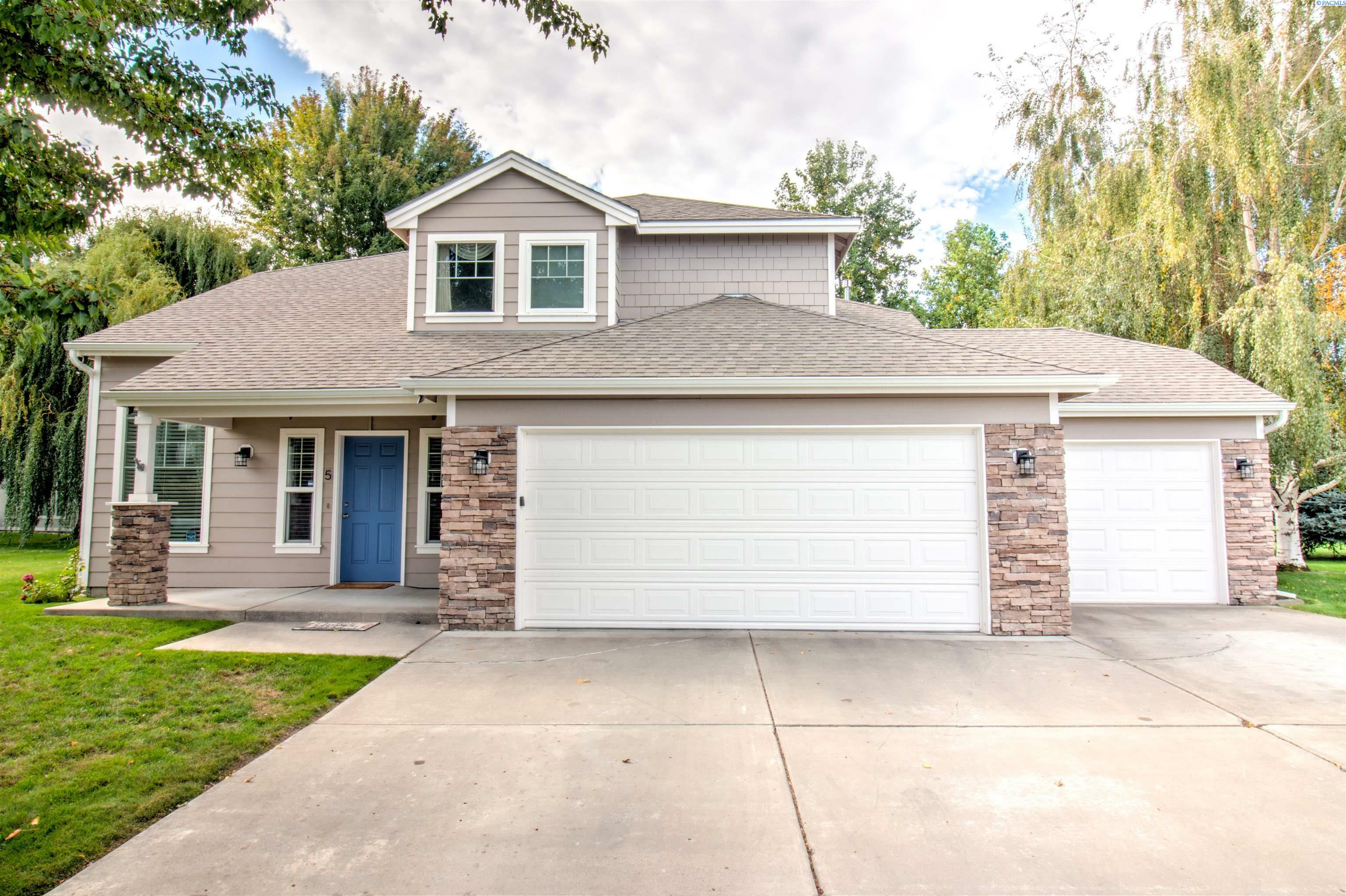 5 Dahlia Ct.  Pasco WA 99301 photo