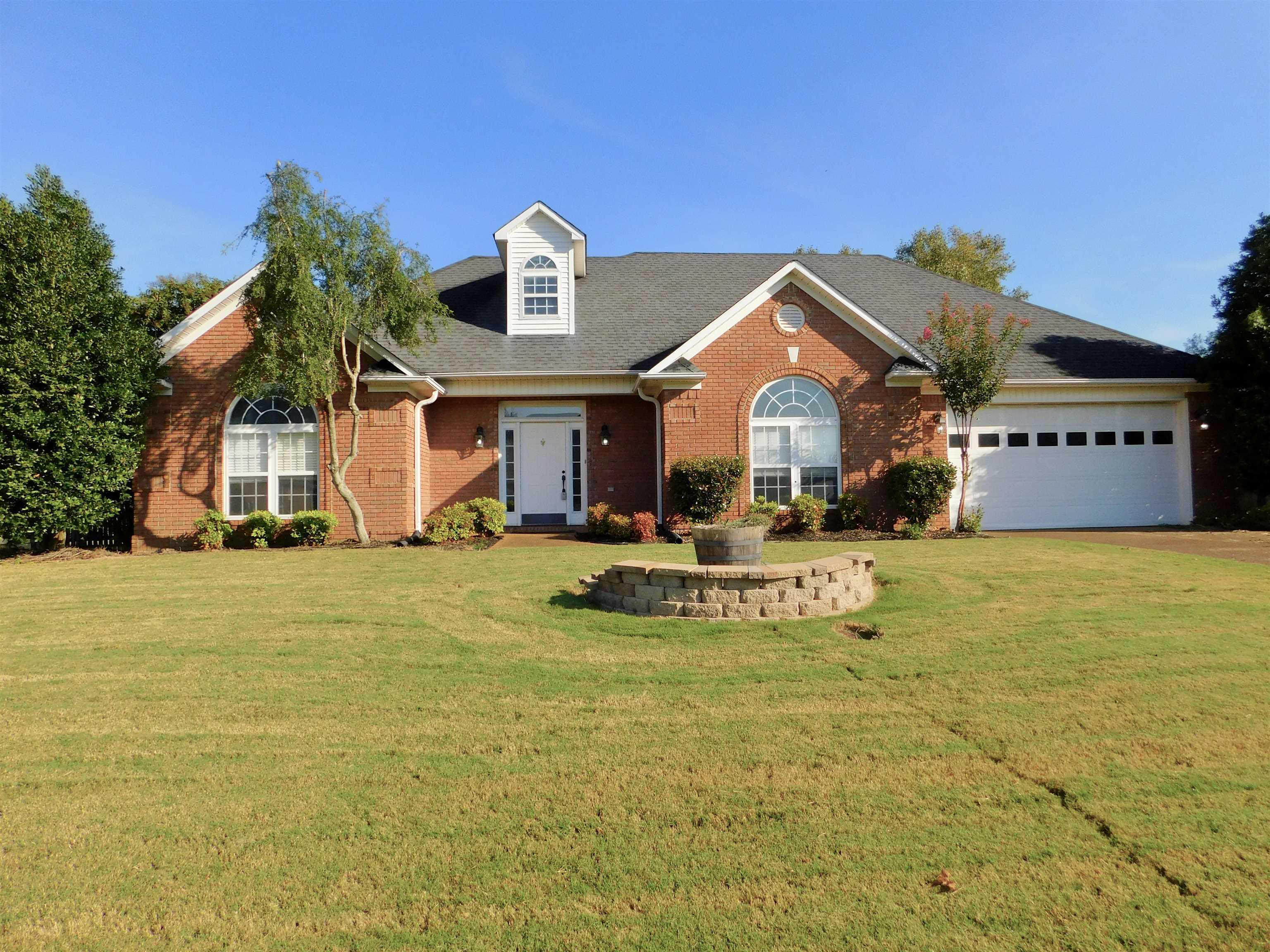 Property Photo:  49 Wentworth Drive  TN 38305 