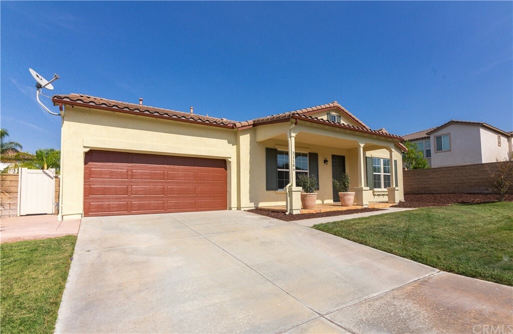 Property Photo:  31184 Aspen Way  CA 92592 