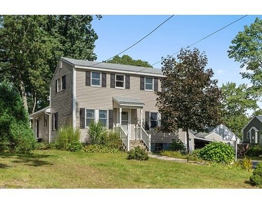 Property Photo:  49 Oakwood Ave  MA 01821 