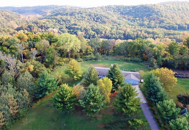 E4797 East Rolling Ridge Rd  Spring Green WI 53588 photo