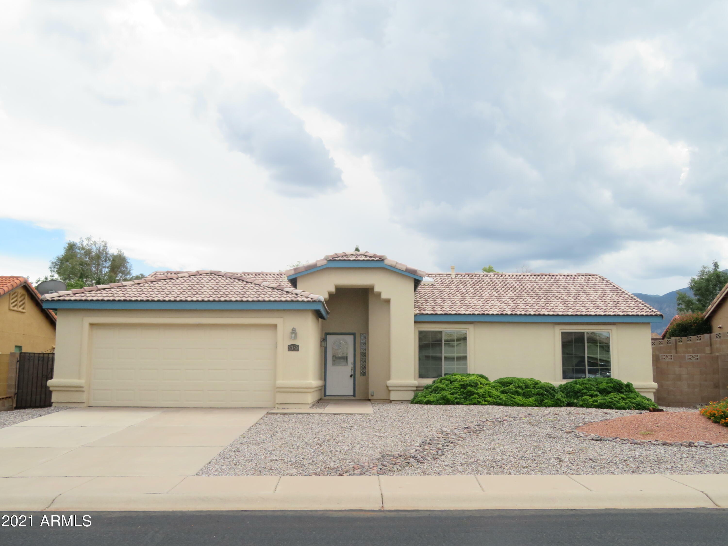 Property Photo: 3358 Plaza De Lanza -- AZ 85650