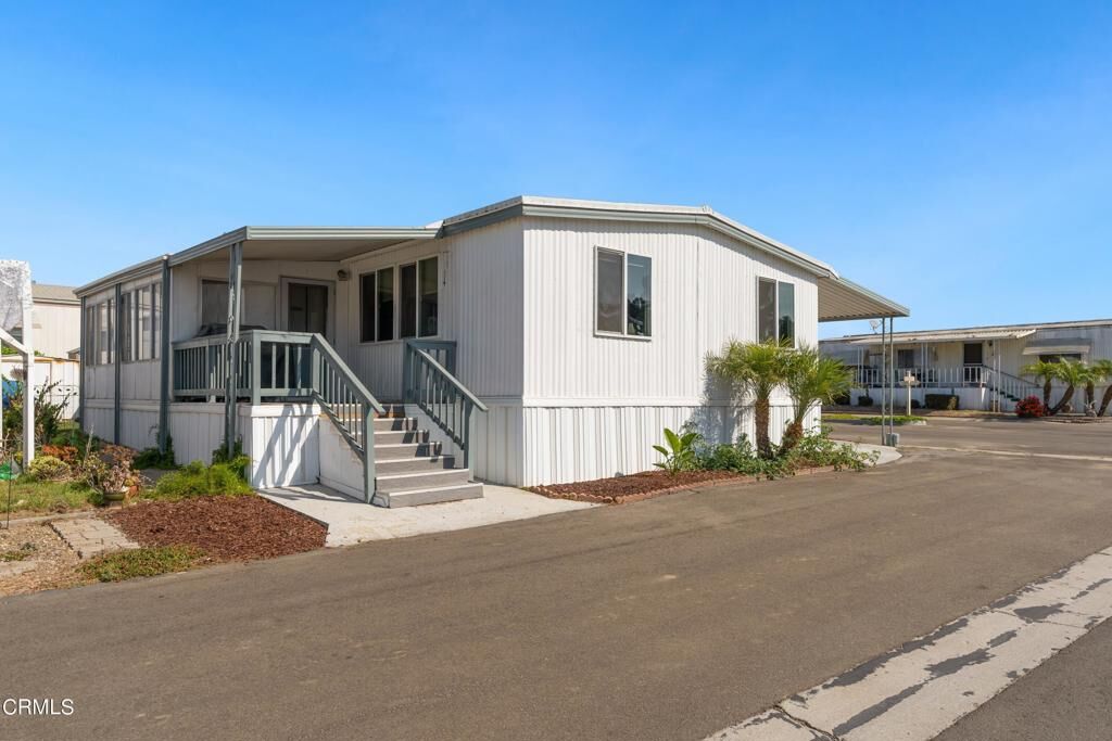 Property Photo: 312 Rodgers Street 312 CA 93003
