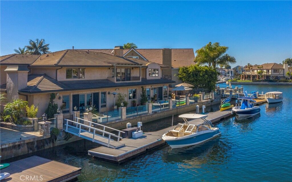 Property Photo: 16362 Maruffa Circle CA 92649