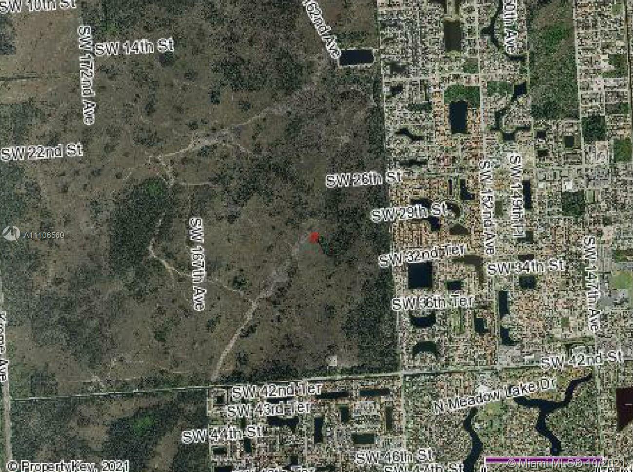 Property Photo:  SW 30 St &Amp SW 160 Ave  FL 33185 