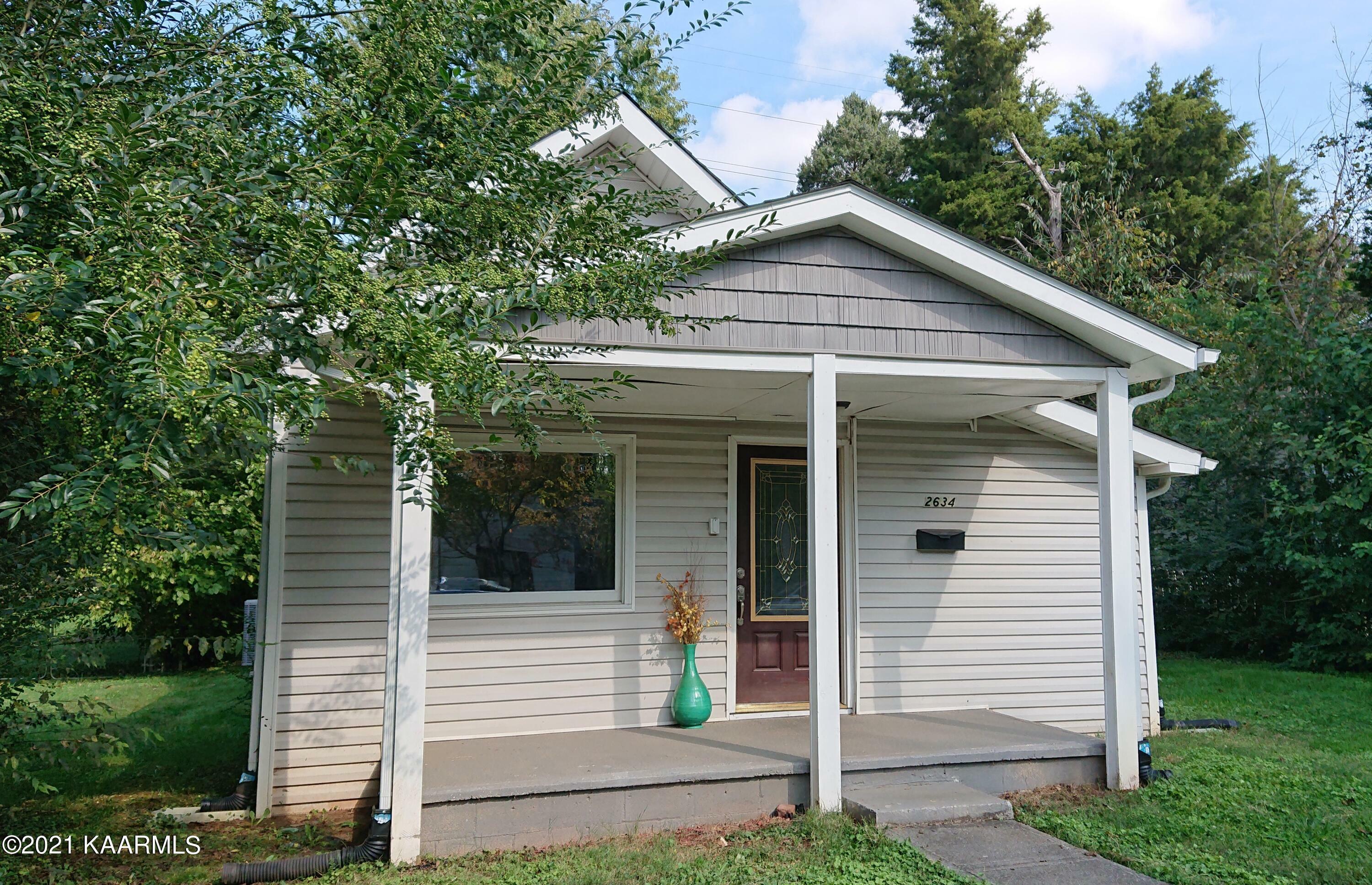 Property Photo:  2634 Copeland St  TN 37917 