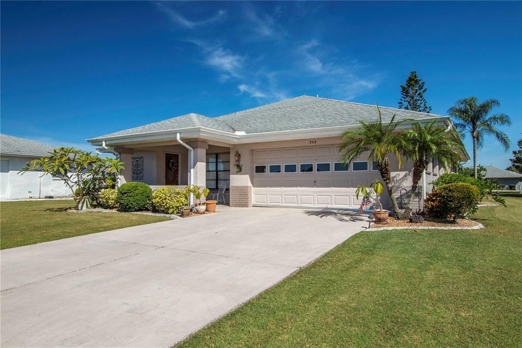 Property Photo:  306 Sedgewick Court  FL 33573 