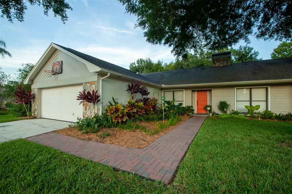 Property Photo: 12203 Snead Place FL 33624
