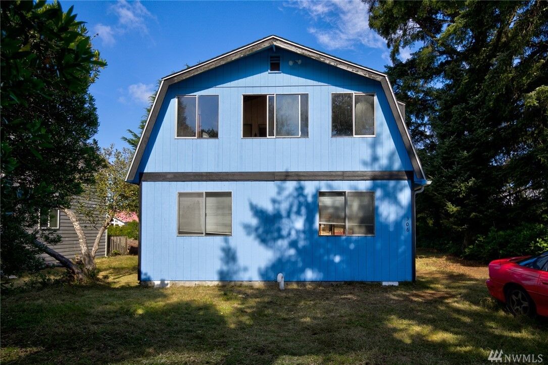 Property Photo: 306 Otsego St SW WA 98569