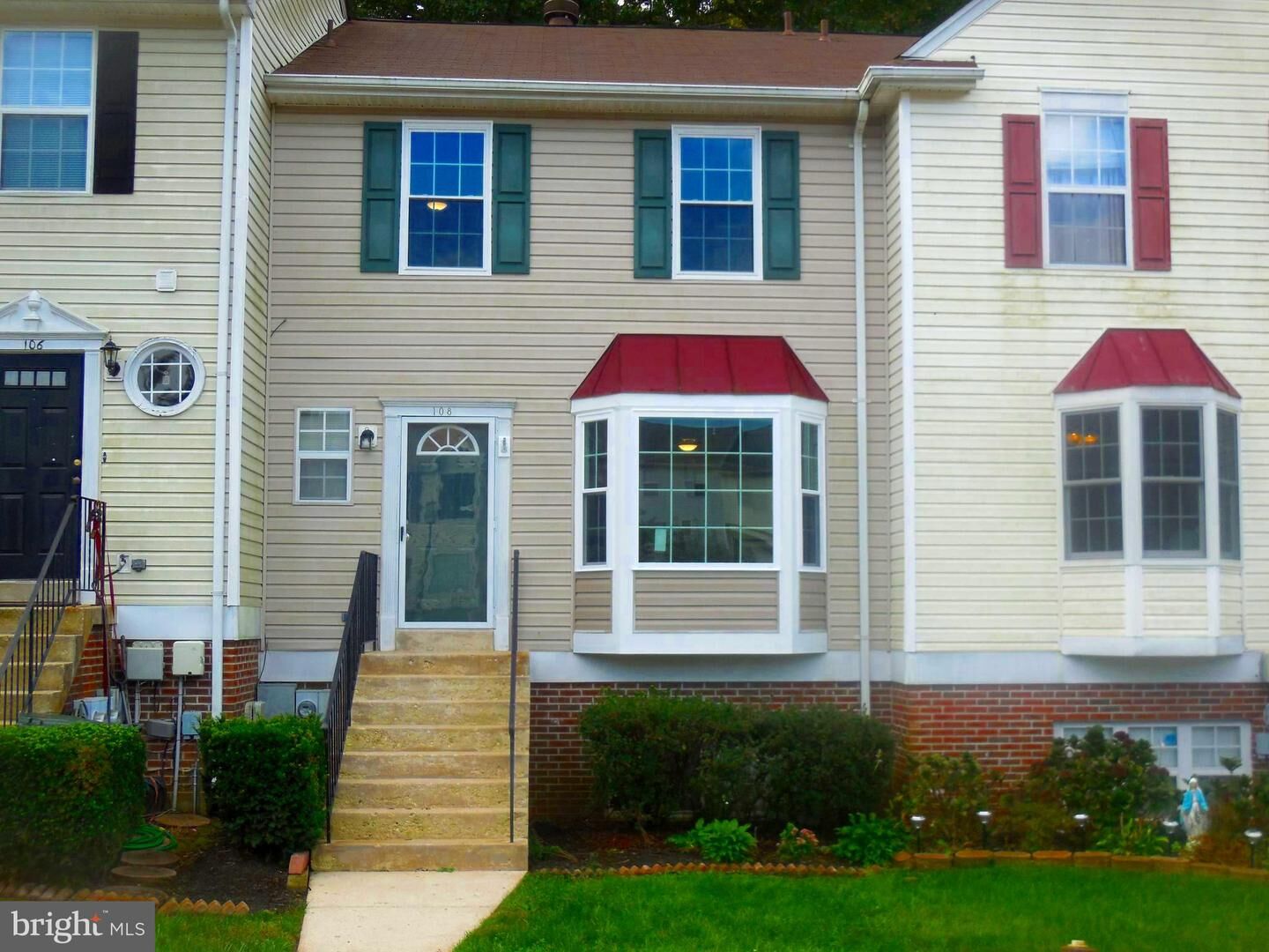 Property Photo:  108 Charleston Court  MD 20646 