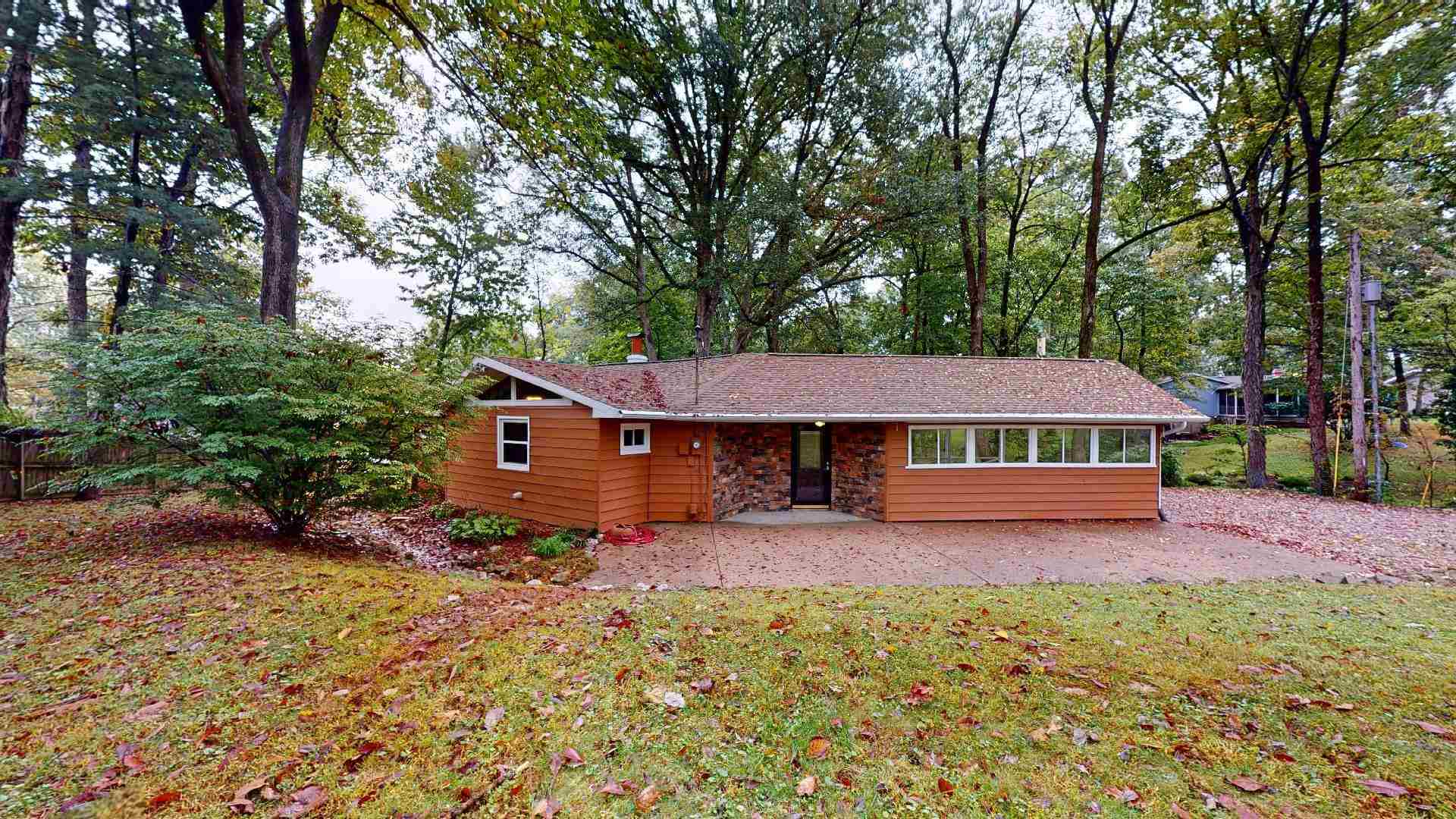 Property Photo: 1522 Old Plank Road IN 47630