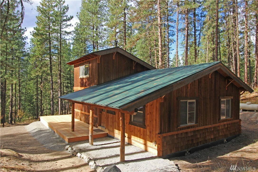 Property Photo:  21 Mustard Mountain Rd  WA 98862 