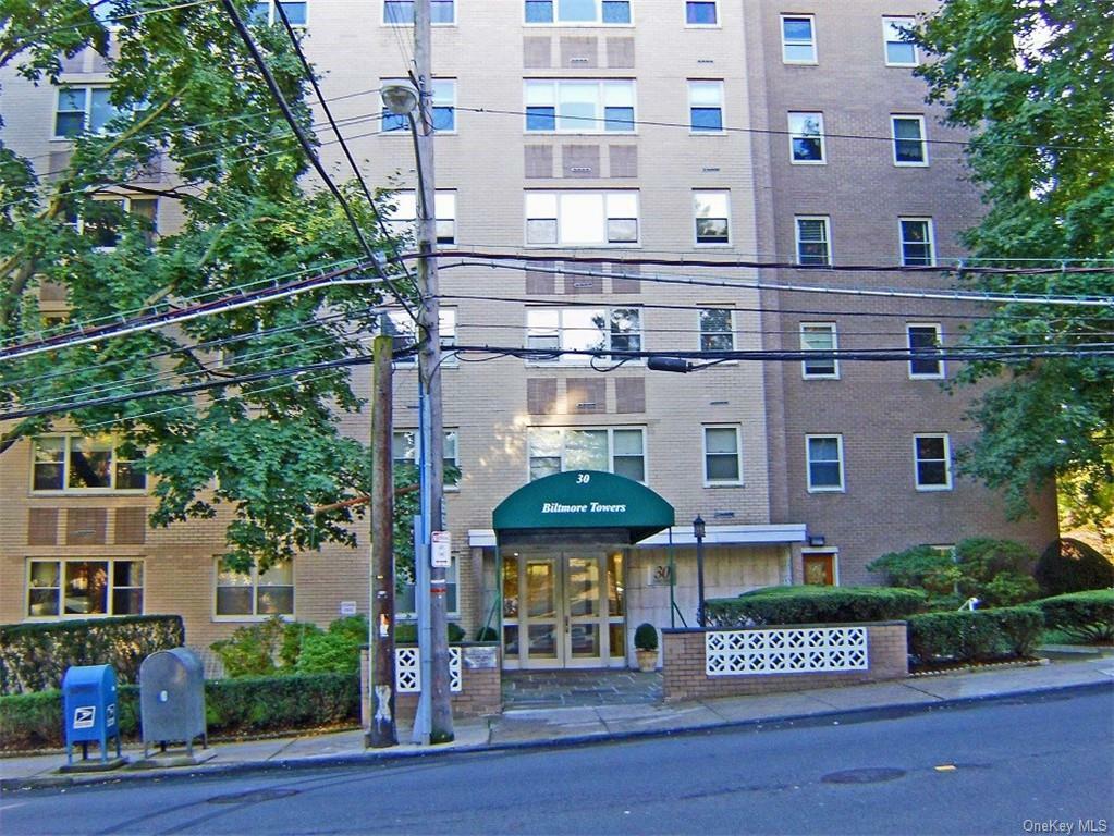 Property Photo:  30 Lake Street 8K  NY 10603 