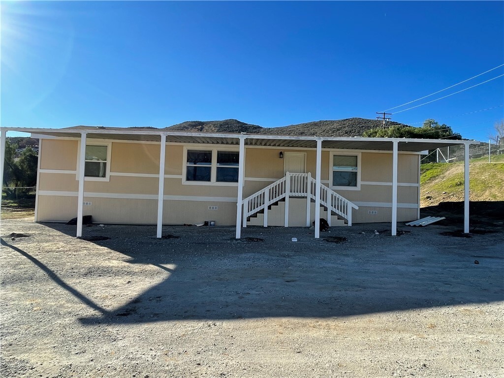 Property Photo: 26358 Young Lane CA 92548