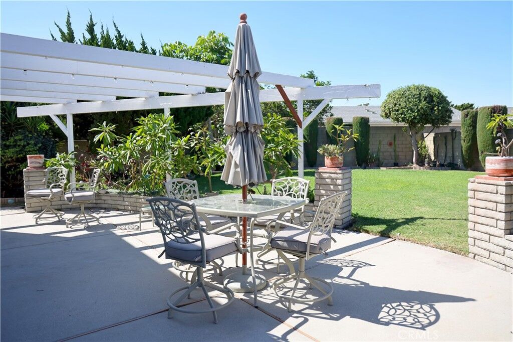 Property Photo:  1517 Rutgers Place  CA 90710 