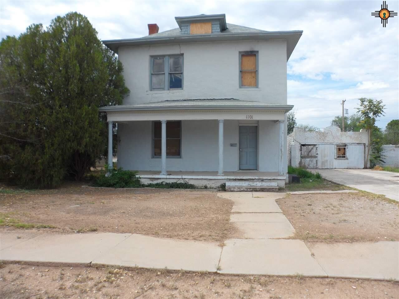 Property Photo:  1101 W Grand Ave  NM 88210 