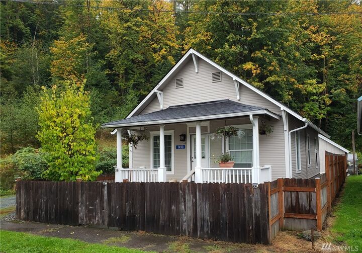 Property Photo:  7490 Mill Ave  WA 98237 