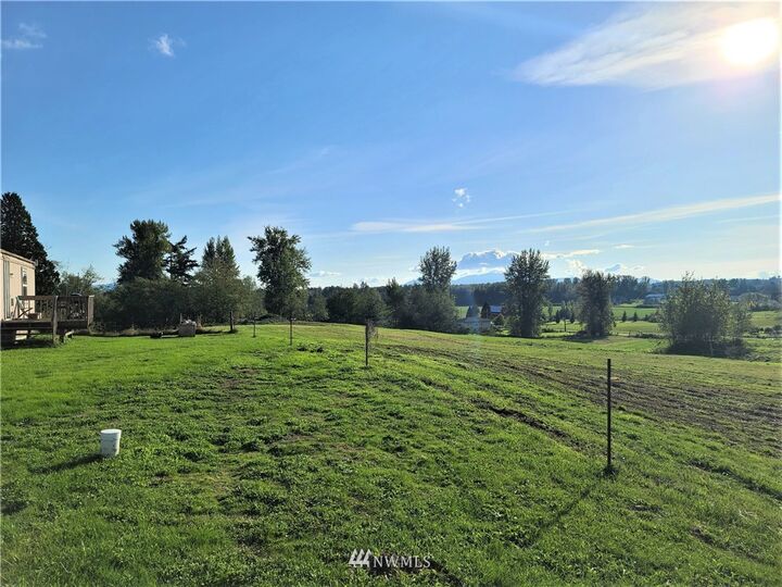 Property Photo:  5950 Barr Road  WA 98248 