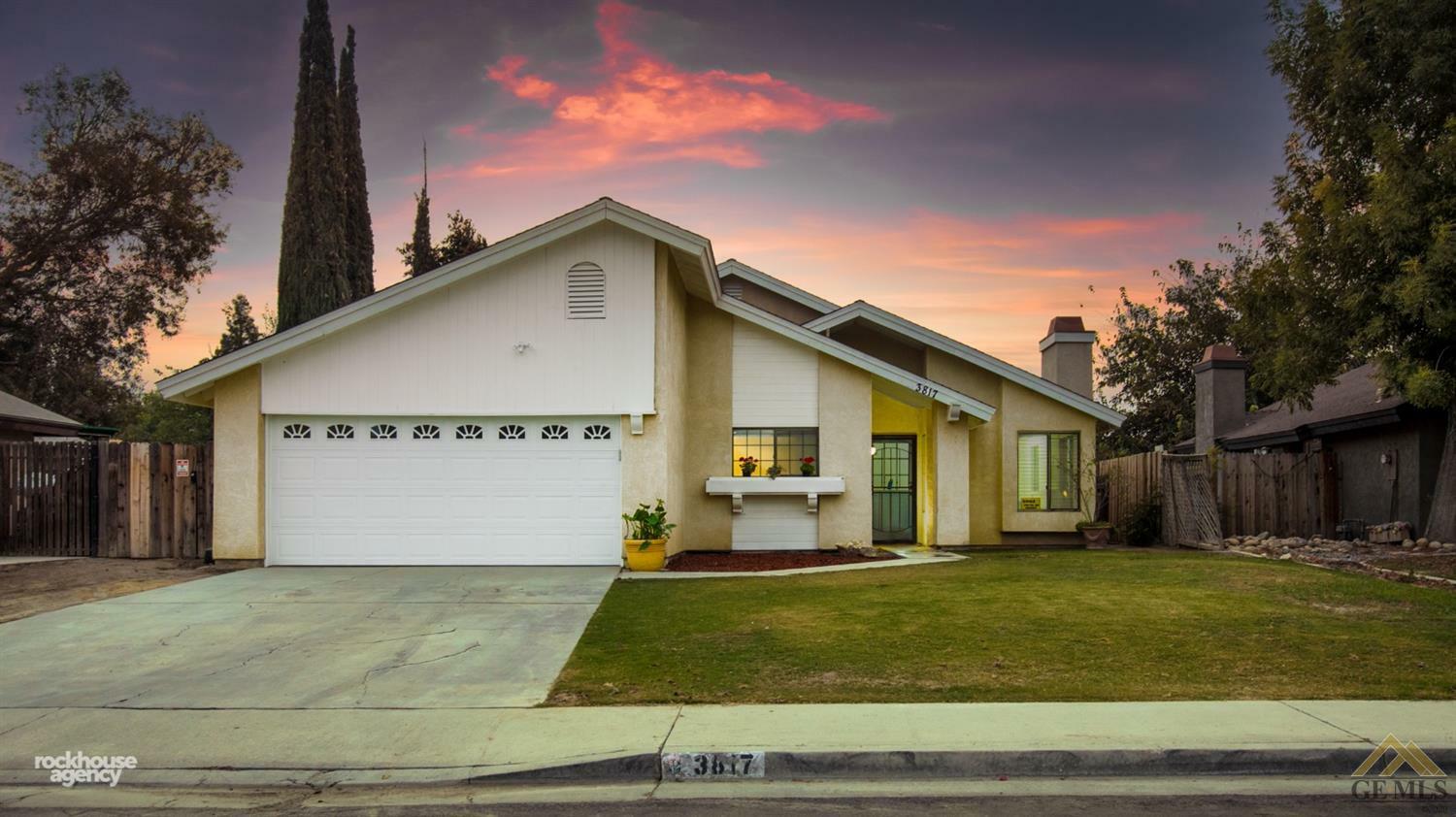 Property Photo:  3817 Rockcastle Drive  CA 93309 