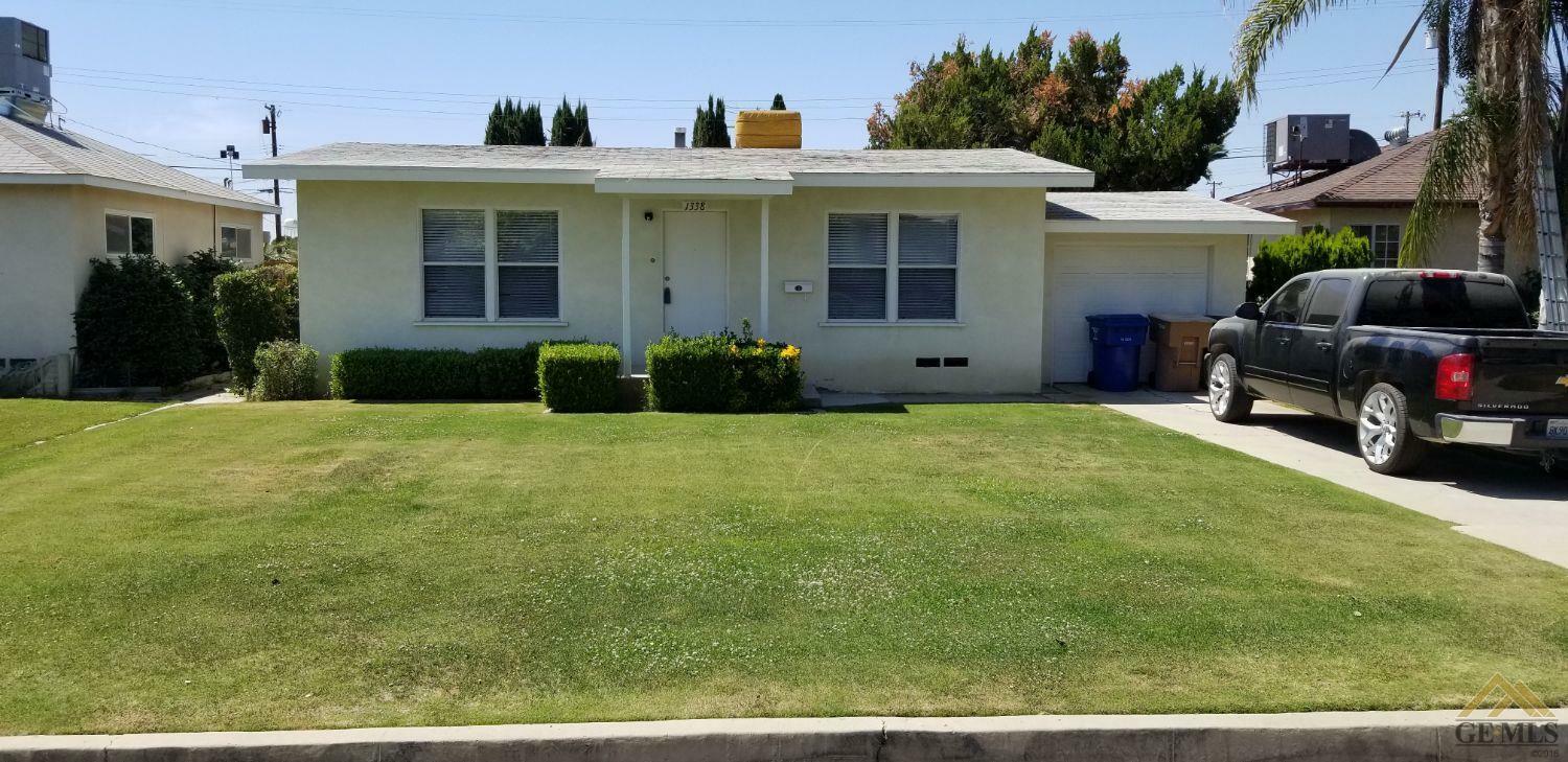 Property Photo:  1338 Castaic Avenue  CA 93308 