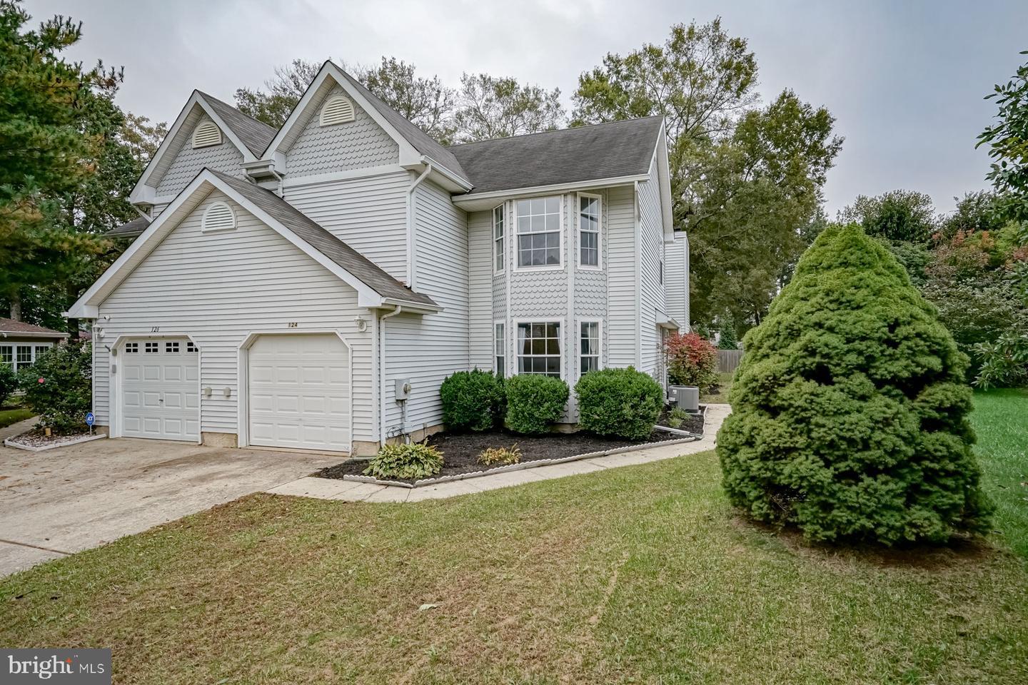 Property Photo: 124 Stoneham Drive NJ 08028