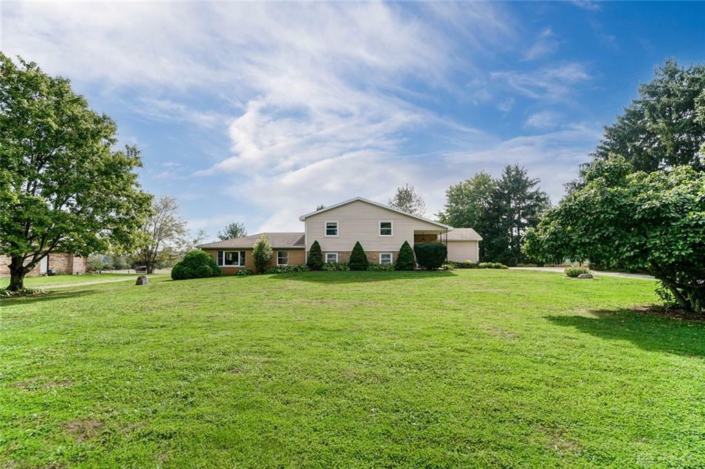 Property Photo:  3001 Old Springfield Road  OH 45502 