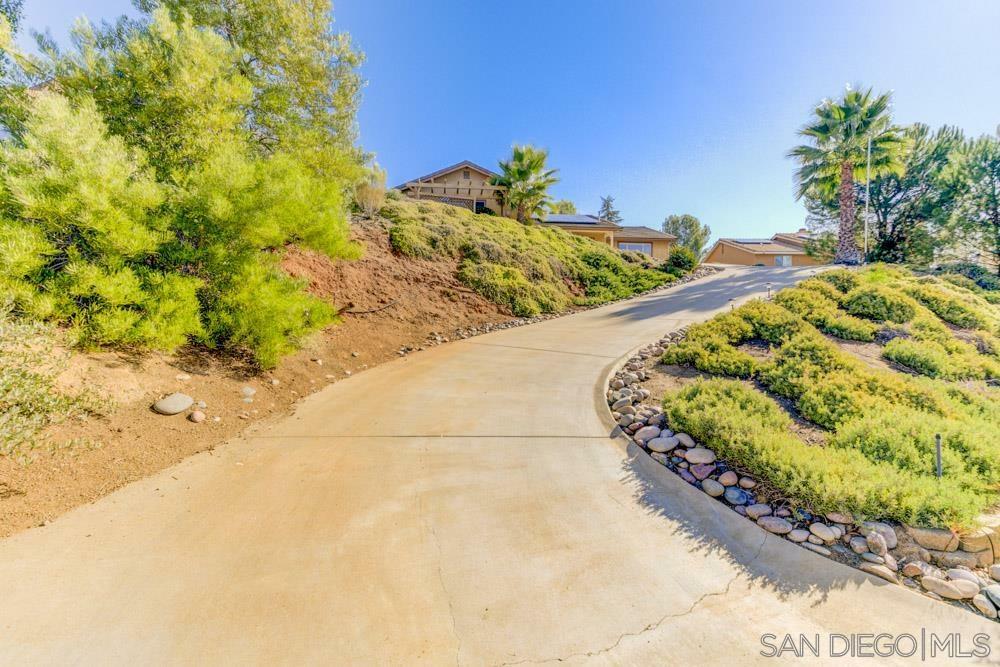 Property Photo:  24029 Sargeant Rd  CA 92065 