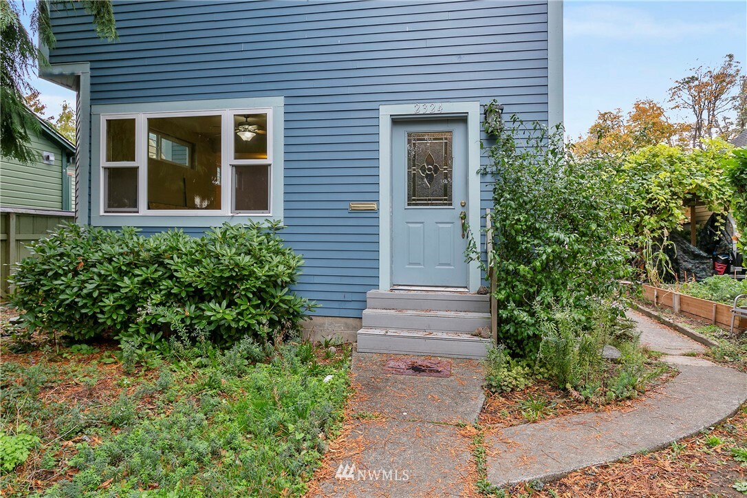 Property Photo: 2324 Williams Street WA 98225