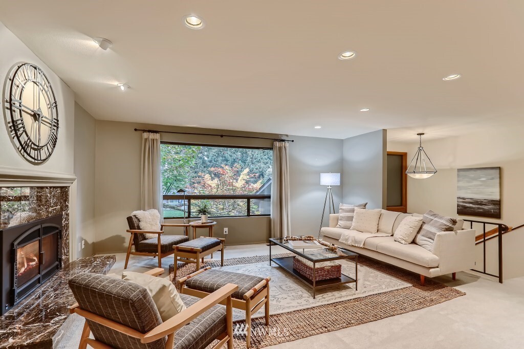 Property Photo: 12811 NE 73rd Street WA 98033