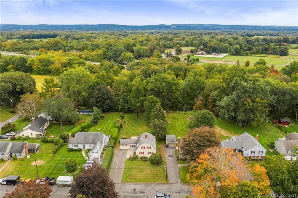 Property Photo: 20 Old Pewter Lane CT 06109