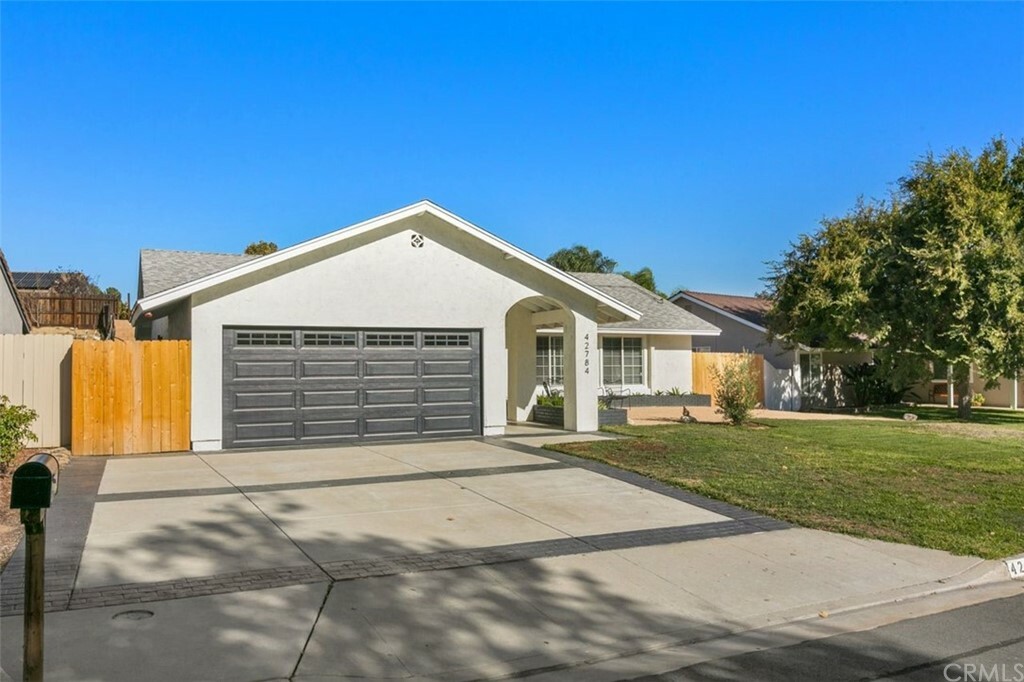 Property Photo:  42784 Tierra Robles Place  CA 92592 