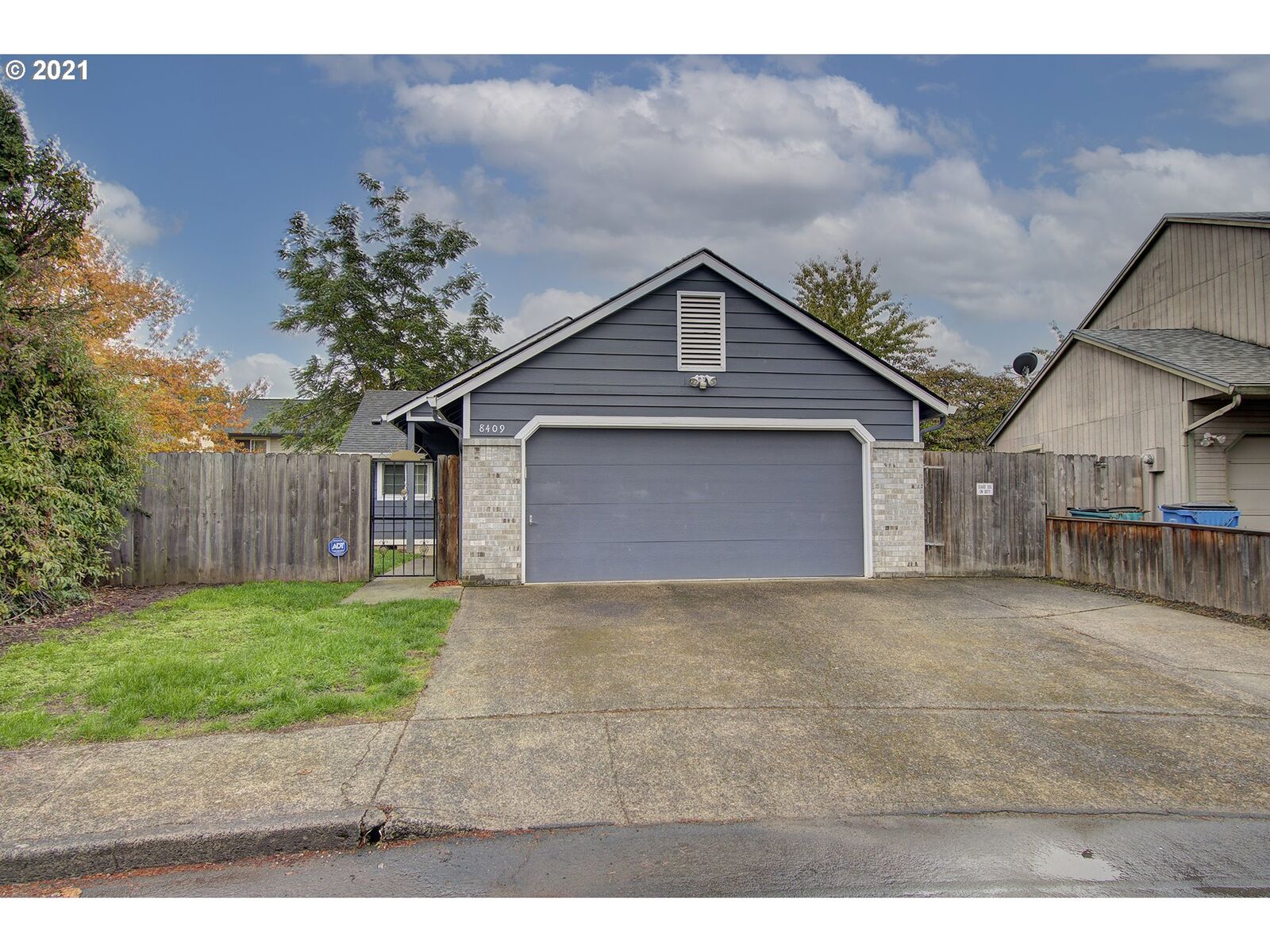 Property Photo:  8409 NE Starflower Ct  WA 98664