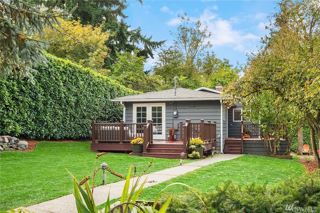 Property Photo: 4709 S Hudson Street WA 98118