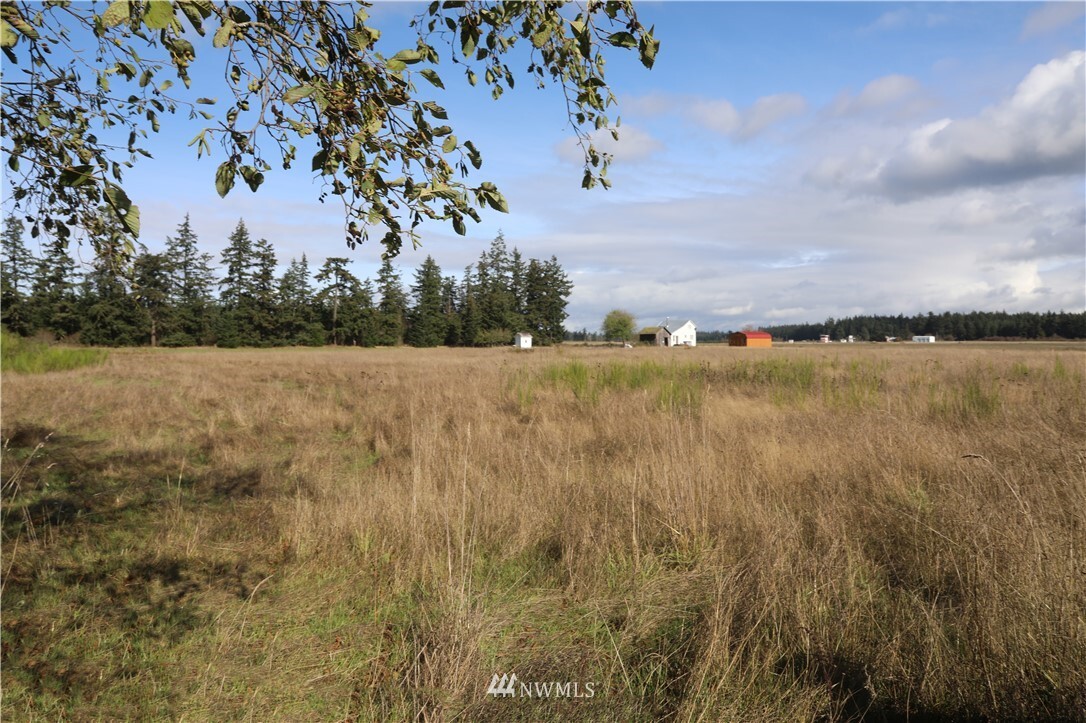 Property Photo:  630 Keystone Hill Road  WA 98239 
