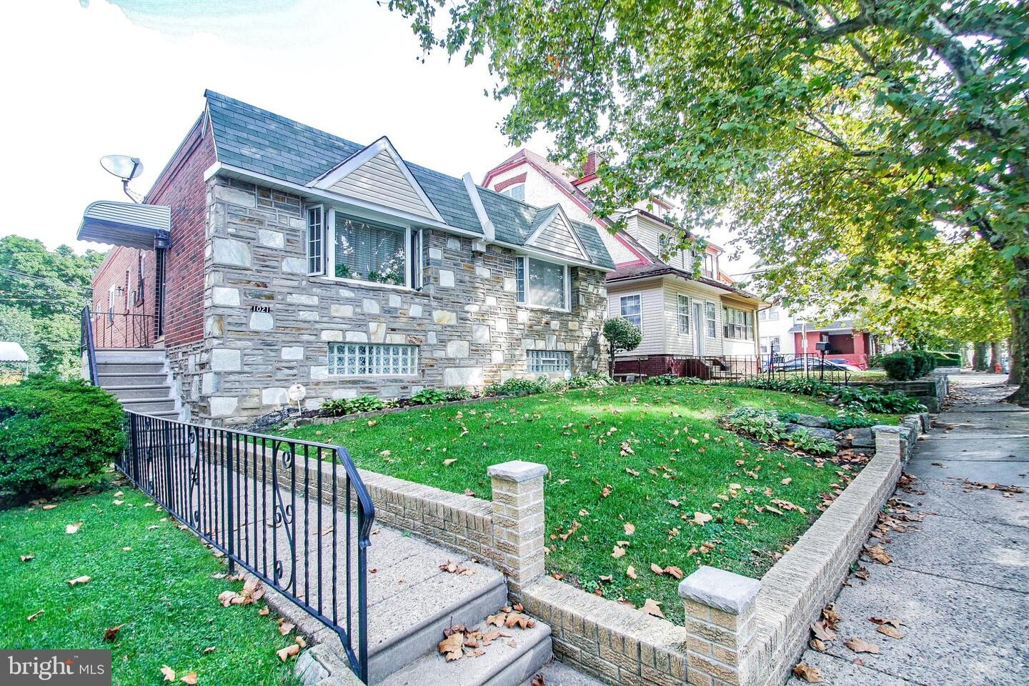 Property Photo:  1021 Harrison Street  PA 19124 