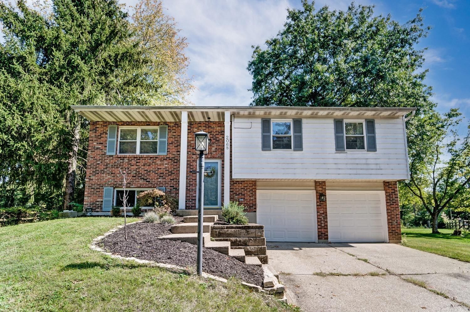 Property Photo:  2068 Butlersbridge Ct  OH 45244 
