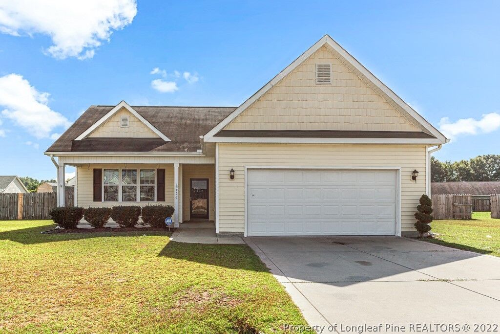 Property Photo: 156 Sandstone Drive NC 28376