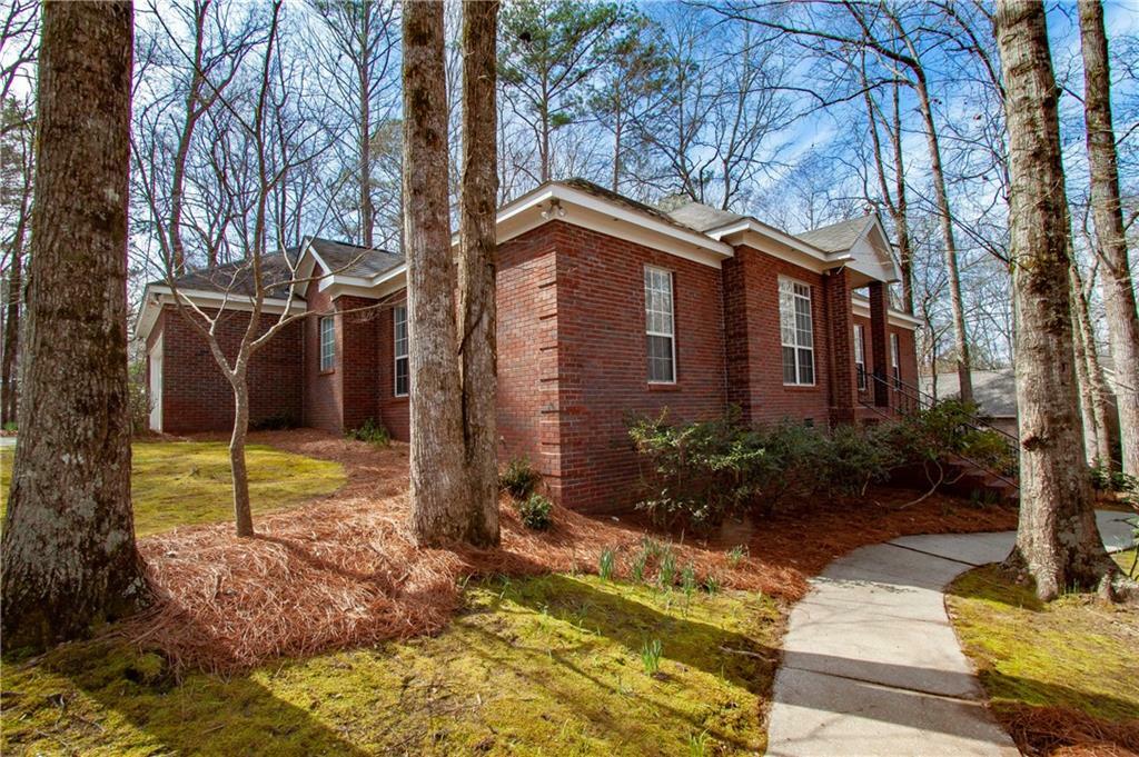 Property Photo:  659 Little Creek Road  AL 36832 