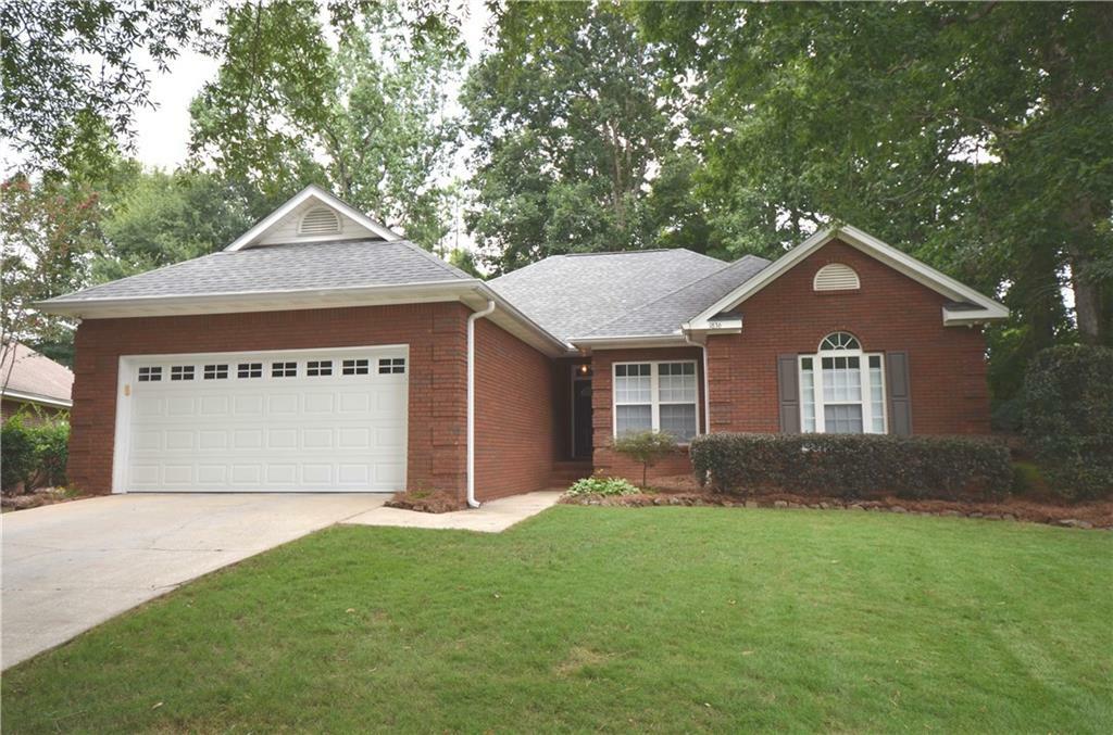 Property Photo:  1836 Hillbrook Circle  AL 36830 