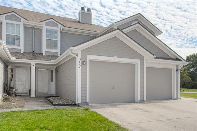 Property Photo:  5755 NW Plantation Lane  MO 64064 
