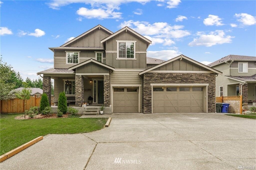 Property Photo: 19508 141st Street E WA 98391