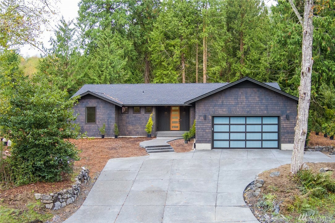 Property Photo:  851 Kala Point Dr  WA 98368 