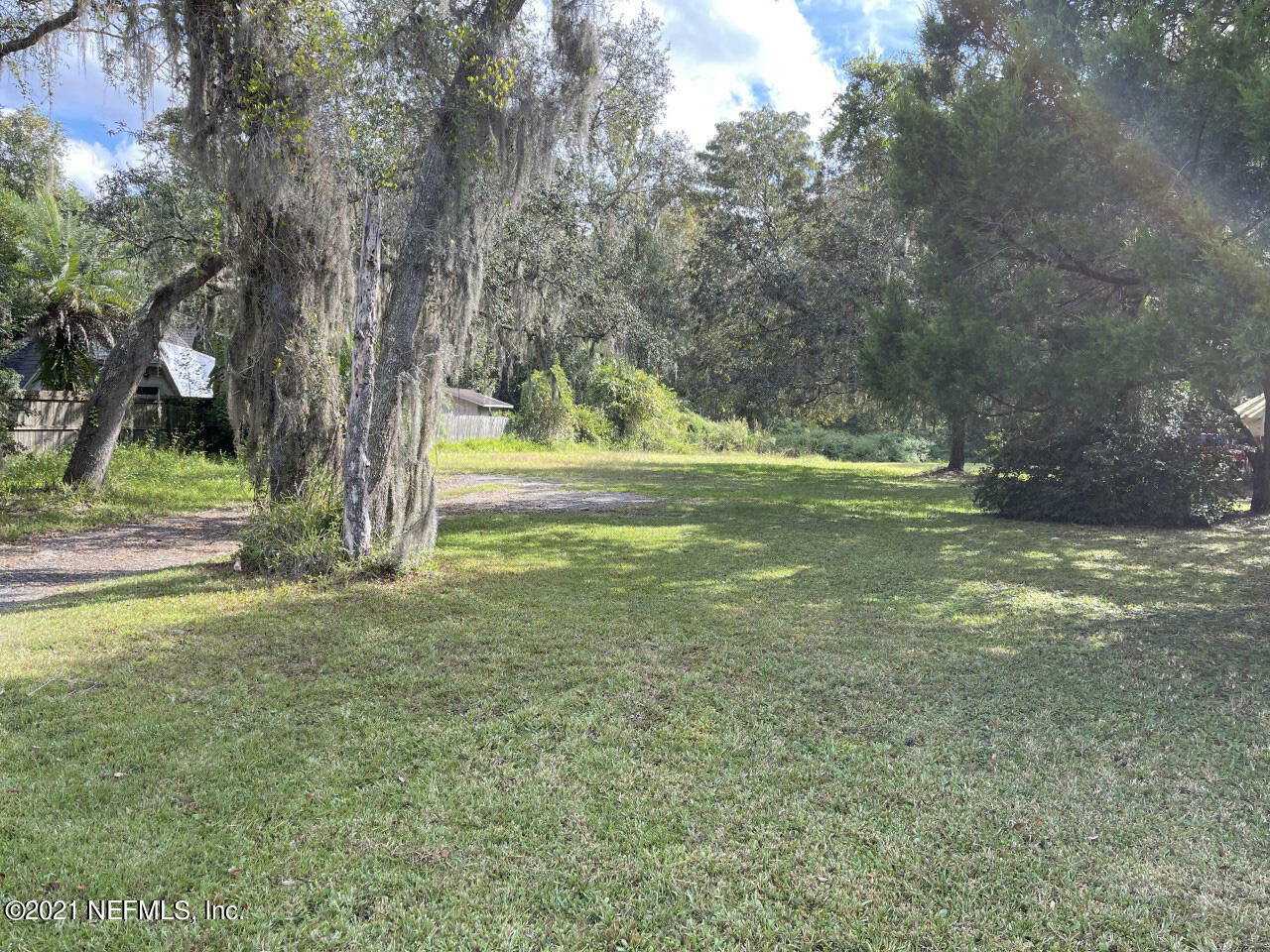 Property Photo:  102 Orange Tree Road  FL 32131 