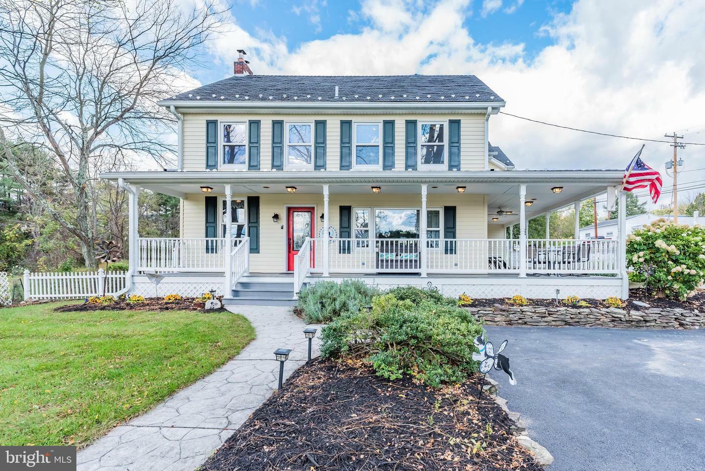 Property Photo: 351 Sample Bridge Road PA 17025